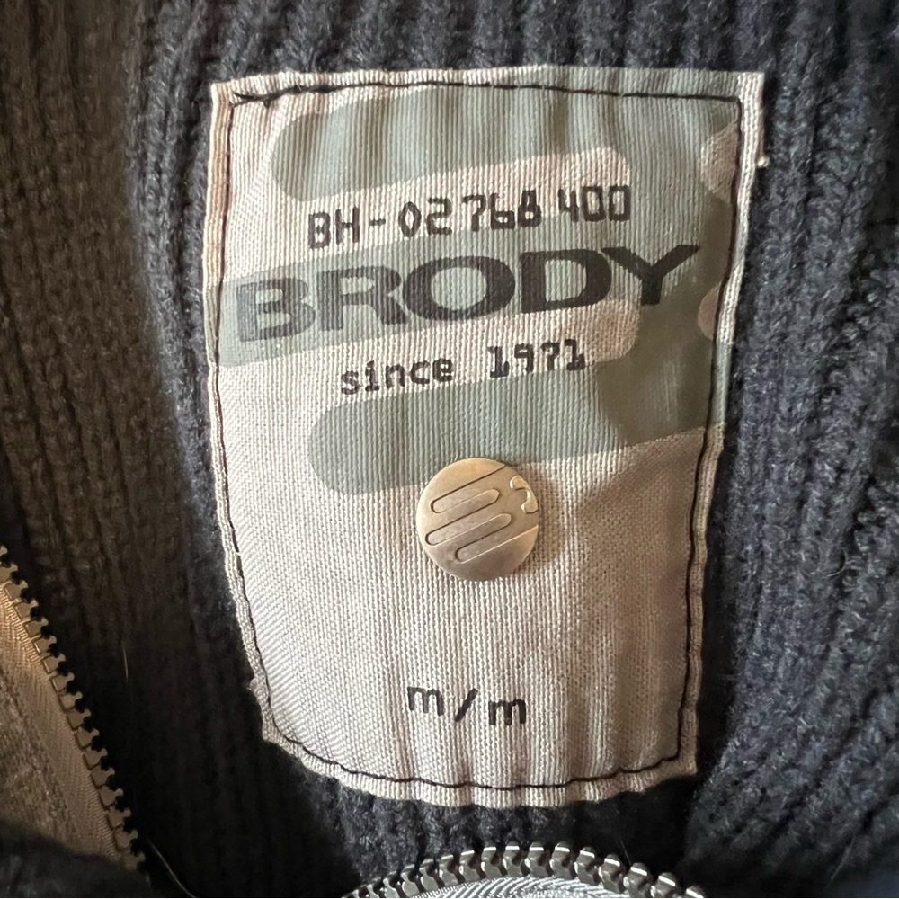 Men's Brody Size Medium Blue and Grey Sweater - Layered Look - Picture 5 of 6